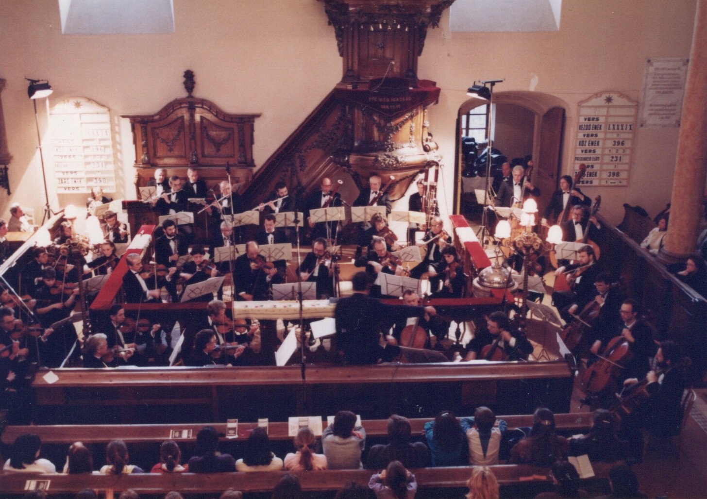 Kiemelt események gyülekezetünkben 1992